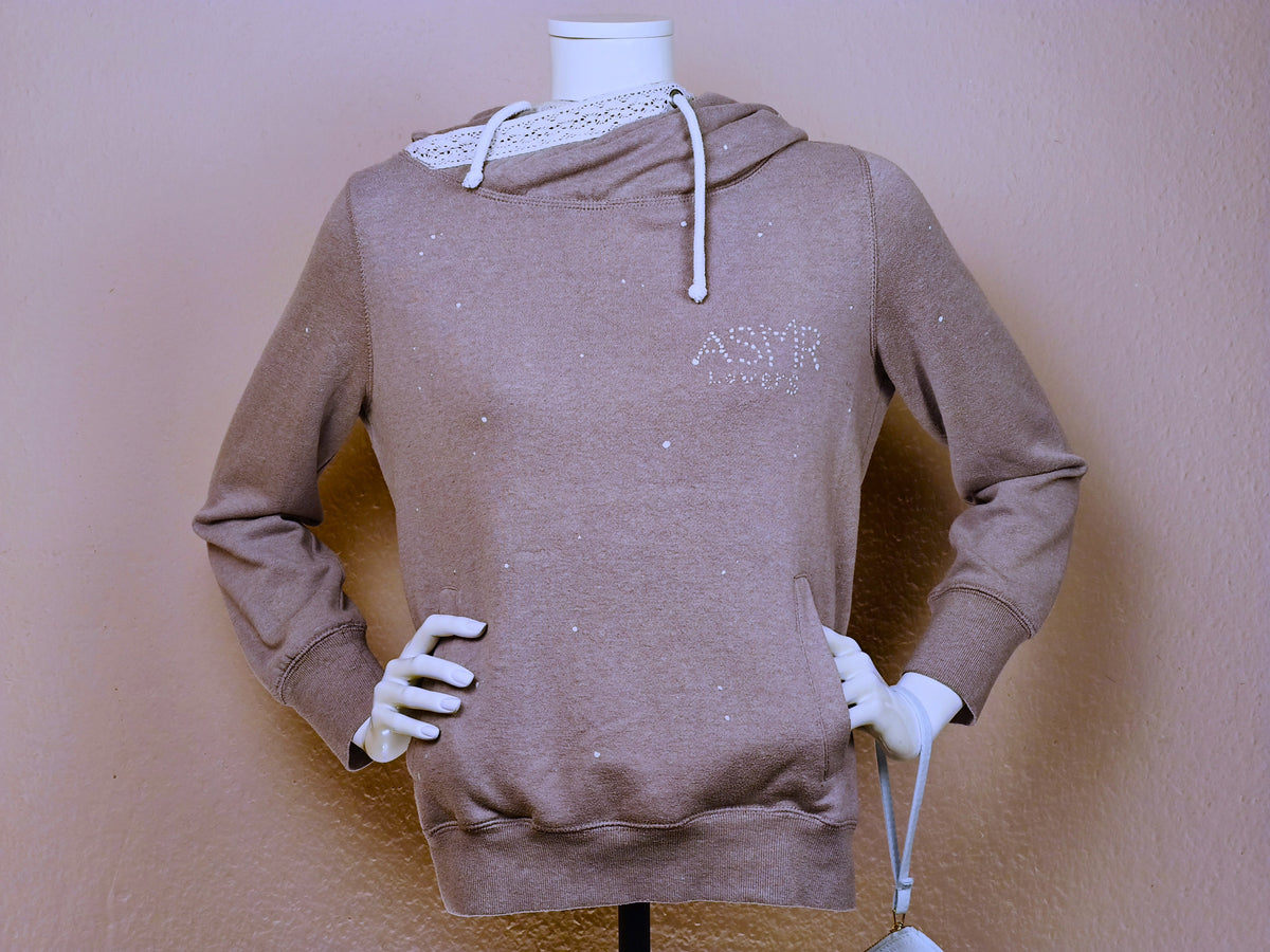Upcycled Cotton Hoodie - Glowing in the Dark 🌟 With Keychain